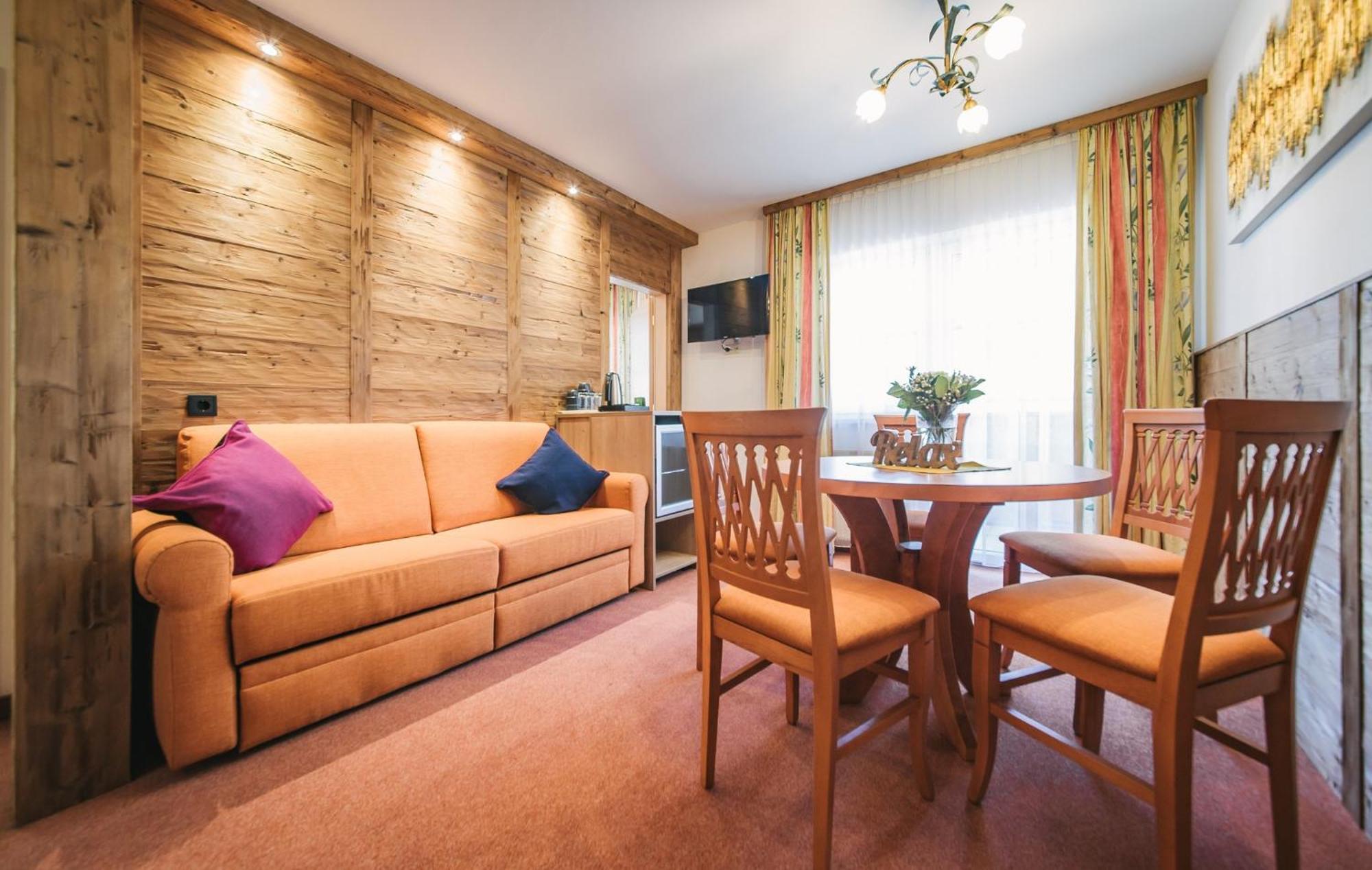 Arlen Lodge Hotel Inkl Premium Karte Im Sommer St. Anton am Arlberg Exterior foto