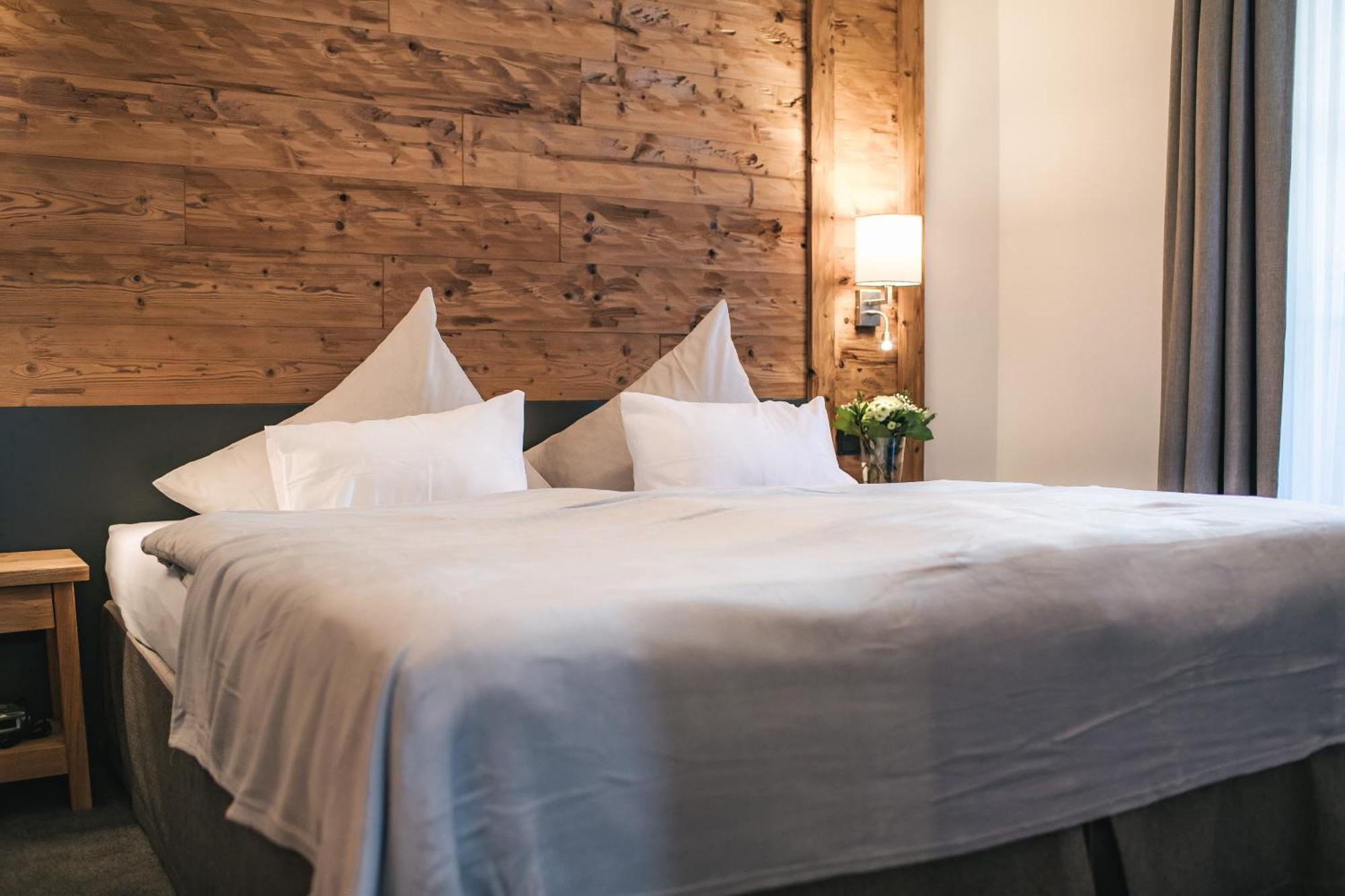 Arlen Lodge Hotel Inkl Premium Karte Im Sommer St. Anton am Arlberg Exterior foto