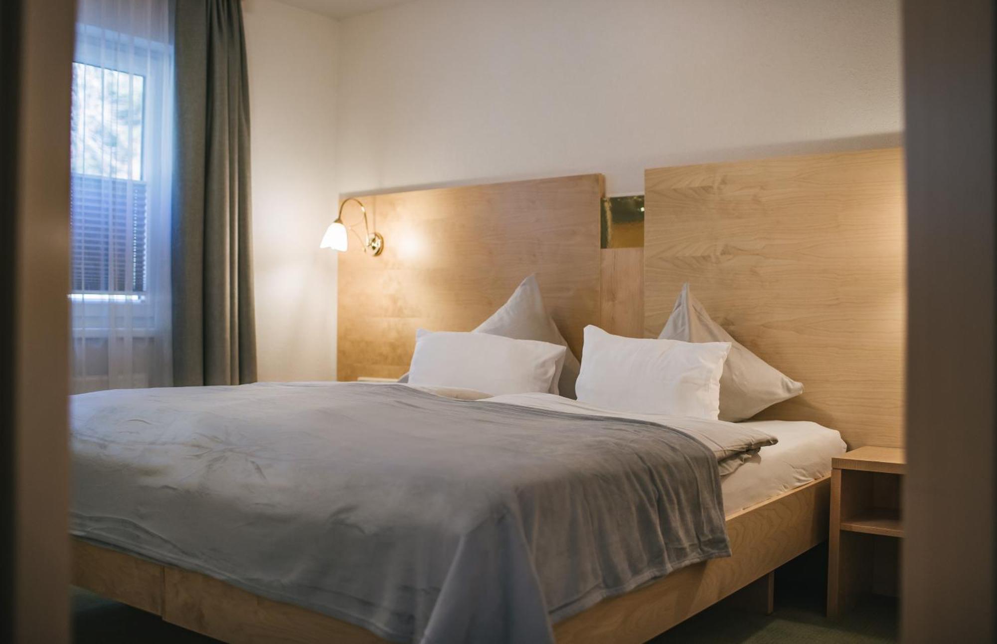 Arlen Lodge Hotel Inkl Premium Karte Im Sommer St. Anton am Arlberg Exterior foto