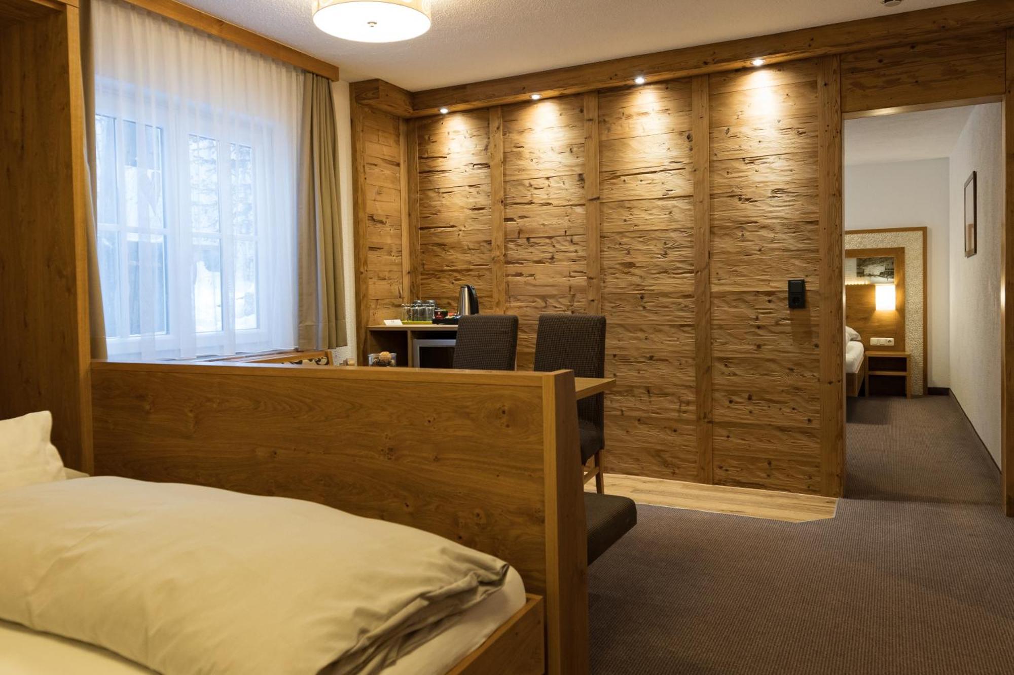 Arlen Lodge Hotel Inkl Premium Karte Im Sommer St. Anton am Arlberg Exterior foto